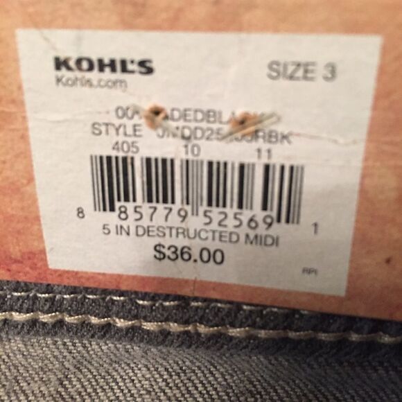 Mudd Distressed Jean Shorts - Picture 6 of 6